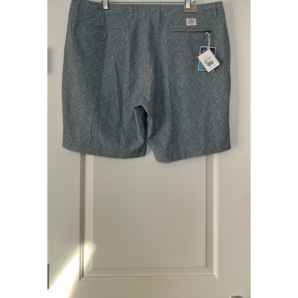 Faherty All Day Shorts Belt Loop Shorts - Picture 2 of 4